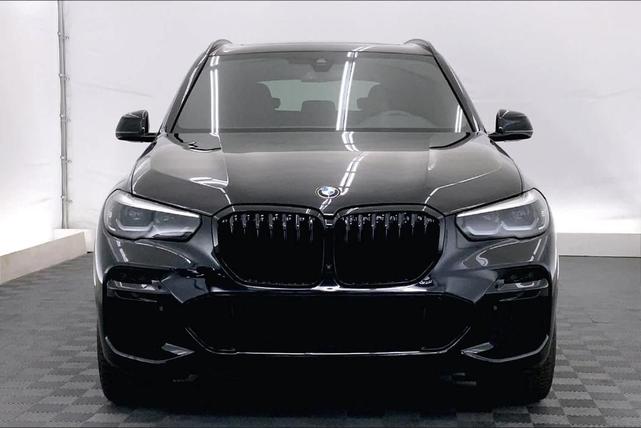2022 bmw x5 m50i