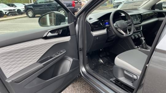 2024 Volkswagen Taos