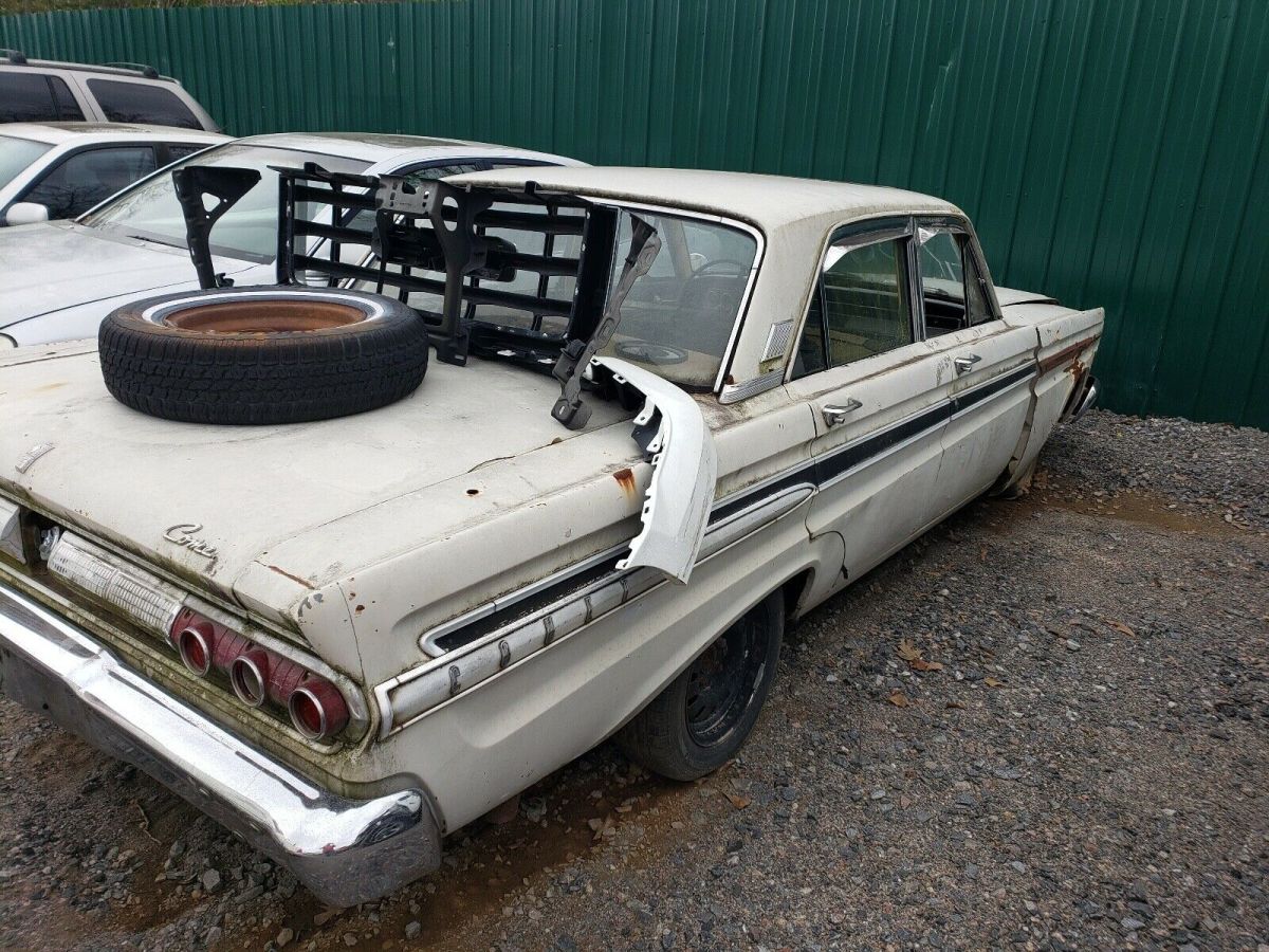 1964 mercury comet sedan white rwd automatic 404