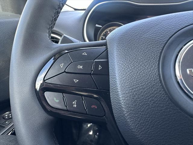 2023 jeep cherokee altitude