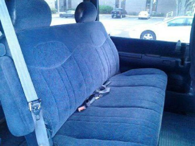 super clean 99 astro van. (obo in tampa, fl