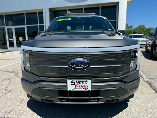 2023 ford f-150 lightning lariat