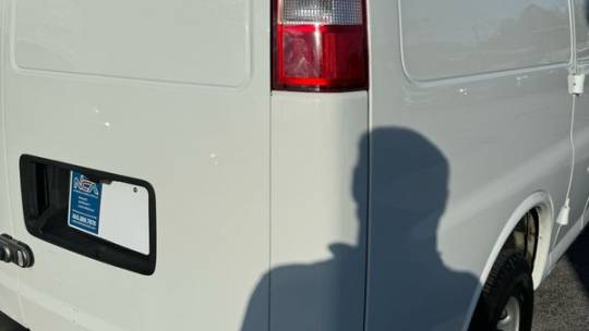 2018 chevrolet express 2500