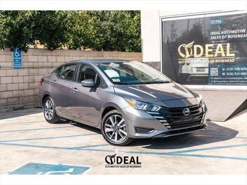 2023 nissan versa