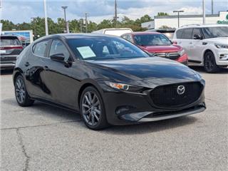 2021 Mazda select
