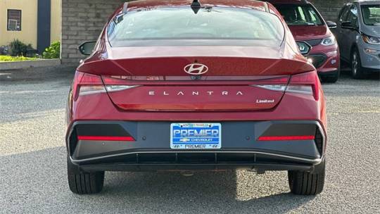 2024 Hyundai Elantra