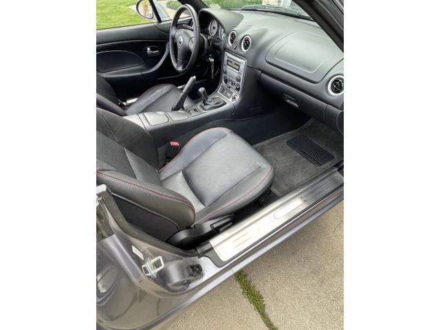2005 mazda mazdaspeed miata mx-5 base