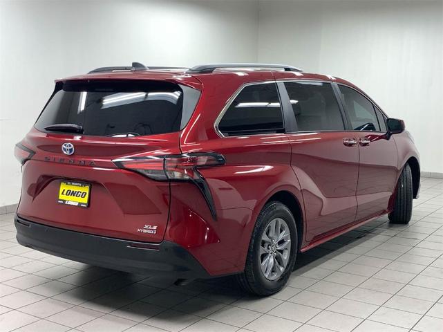 2022 toyota sienna xle