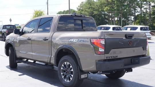 2024 Nissan Titan pro-4x