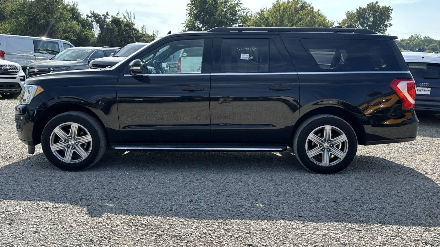 2020 ford expedition max xlt