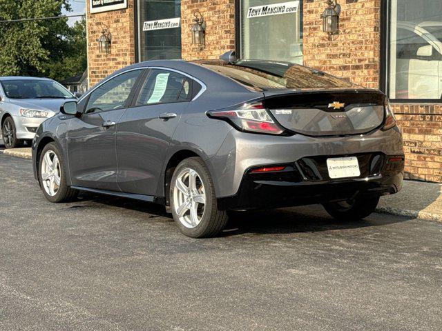 2018 chevrolet volt lt