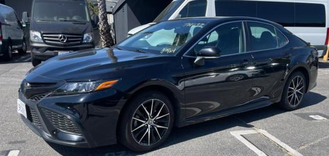 2024 toyota camry se