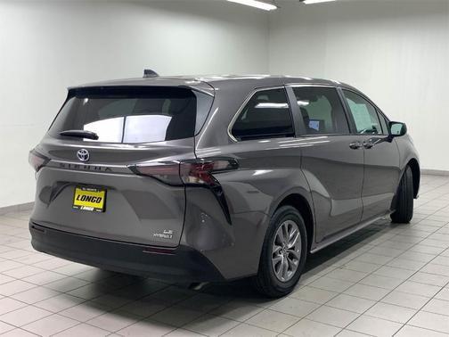 2023 toyota sienna