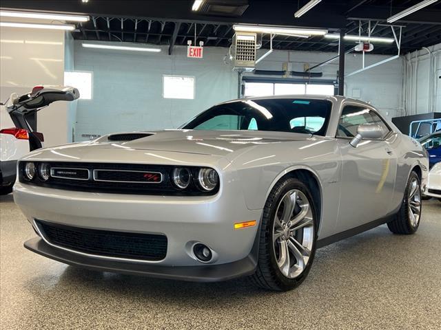 2022 dodge challenger r/t