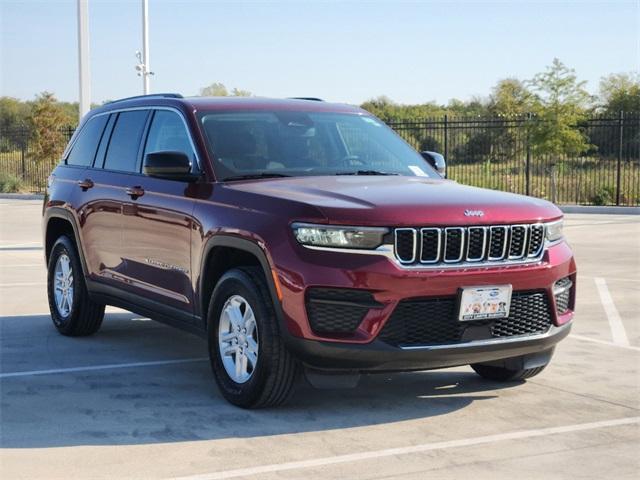 2023 jeep grand cherokee laredo