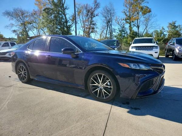 2021 toyota camry in northwoods, illinois