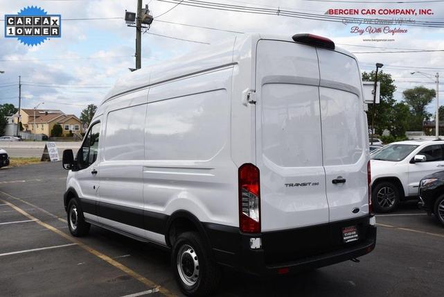 2023 ford transit-250 base