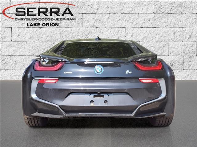 2016 bmw i8 base
