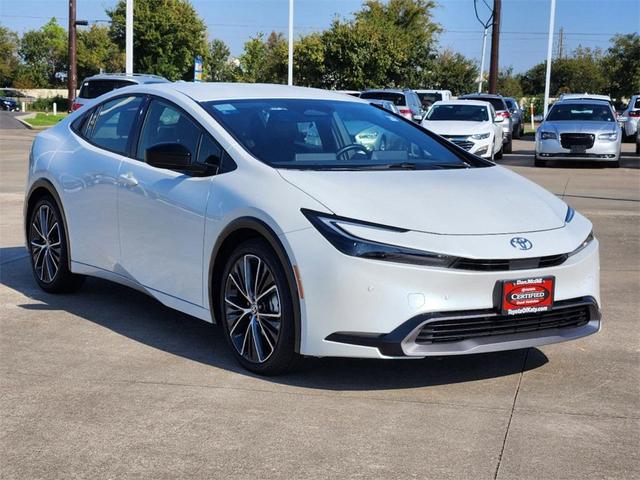 2024 toyota prius xle