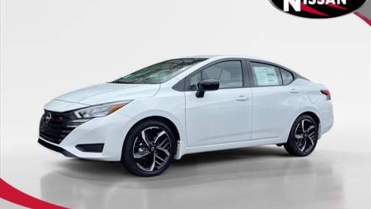 2024 nissan versa sr