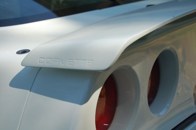 white 1984 z51 corvette