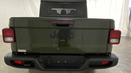 new 2023 jeep gladiator freedom
