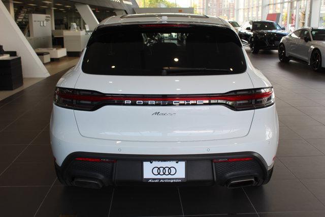 2024 porsche macan base