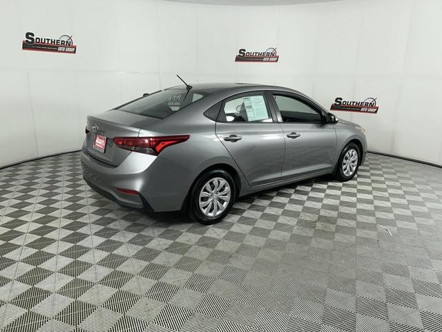 2021 hyundai accent se