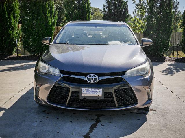 2016 toyota camry xse