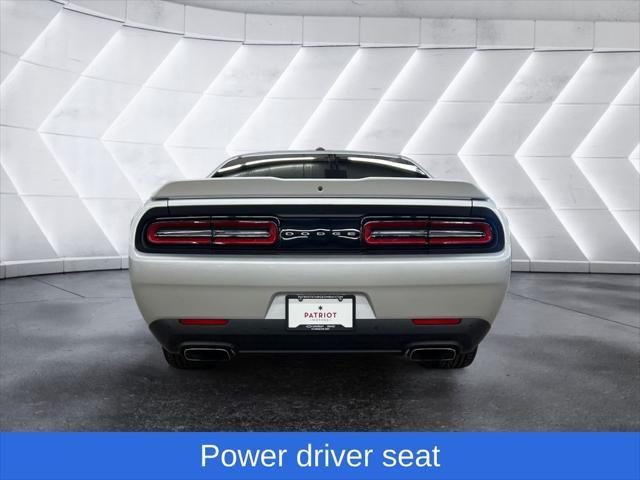 2022 dodge challenger r/t