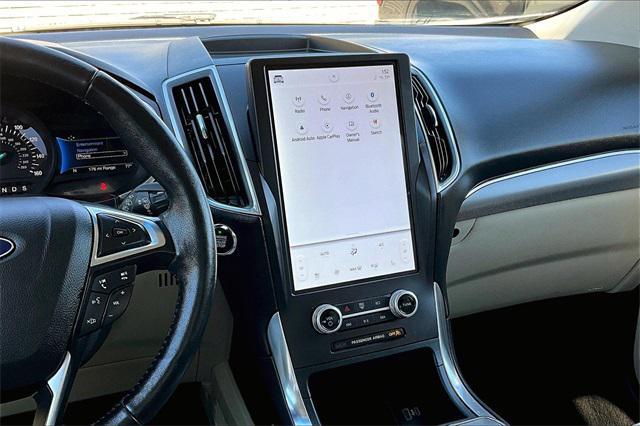 2021 ford edge titanium