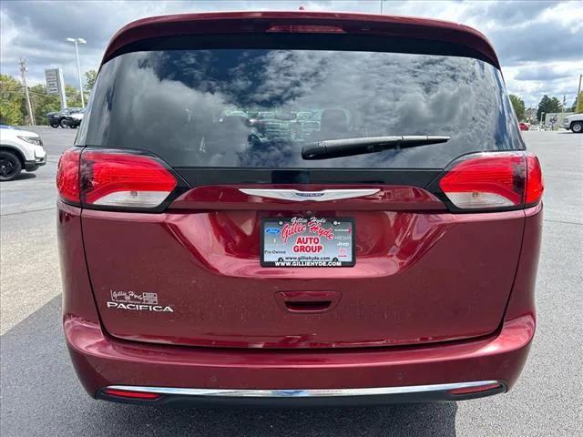 2020 chrysler pacifica touring l
