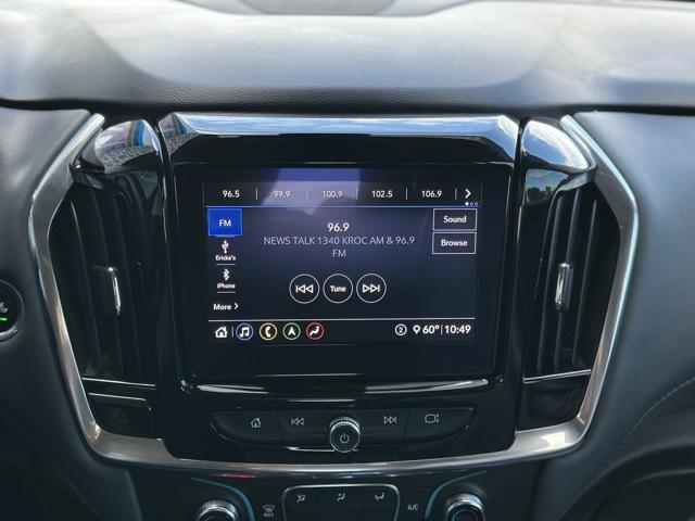 2021 chevrolet traverse lt leather
