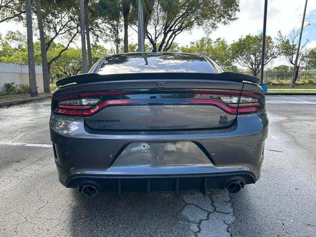2019 dodge charger scat pack