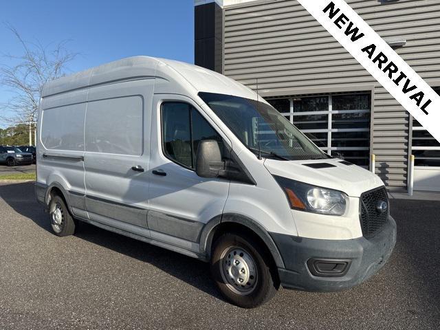 2022 ford transit-250 base
