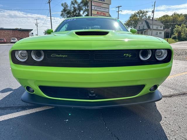 2023 dodge challenger r/t