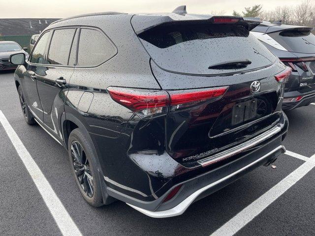 2023 toyota highlander xse