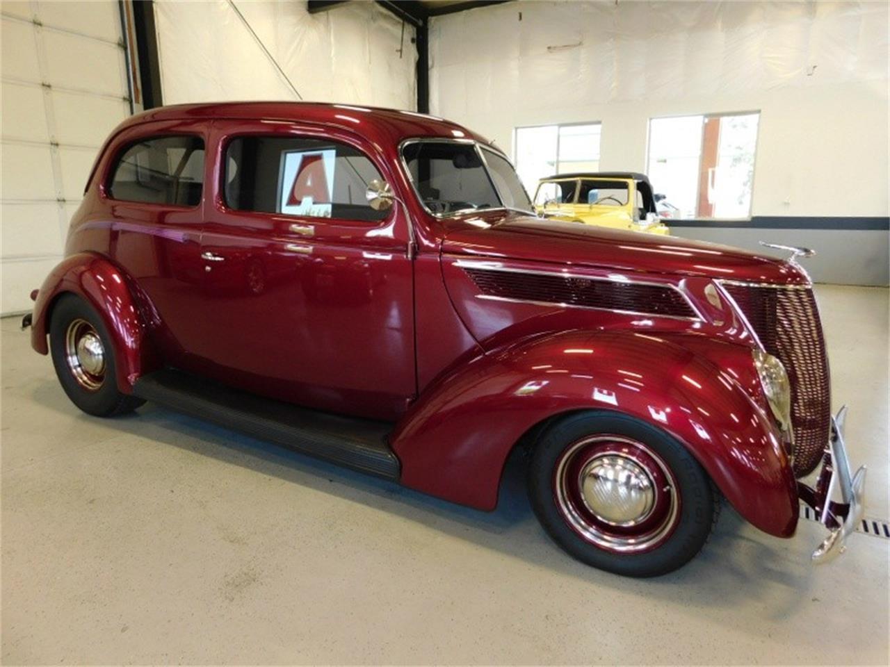 1937 ford humpback