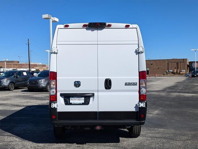 2023 ram promaster 2500 high roof