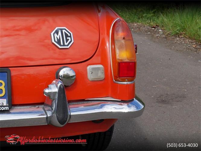 1971 mg mgb gt in gladstone, oregon