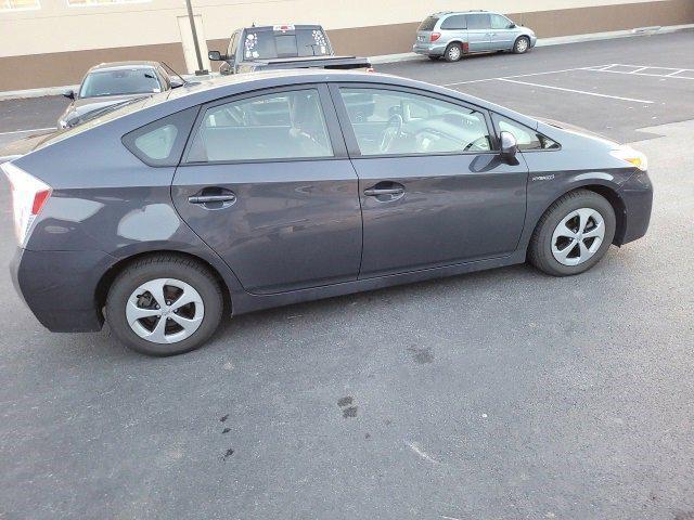 2014 toyota prius four