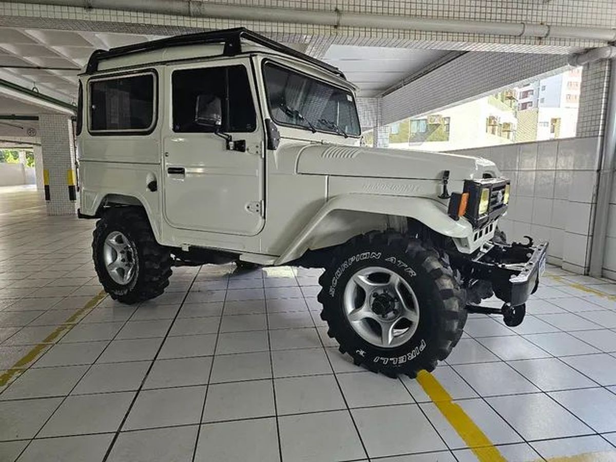 1987 toyota bandeirante