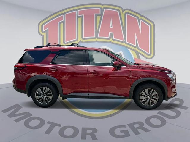 2022 nissan pathfinder sv