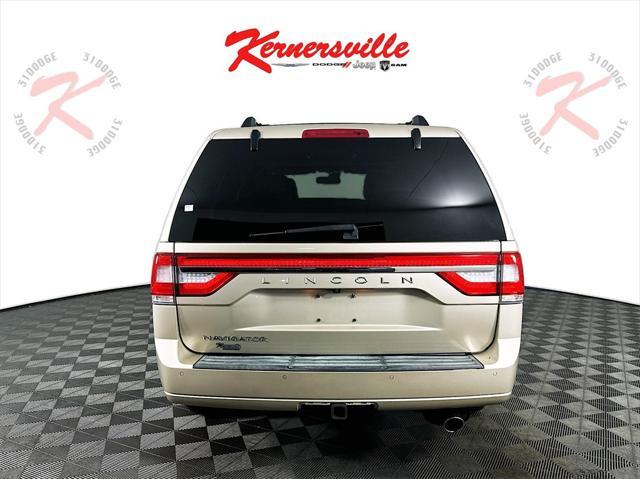 2017 lincoln navigator select