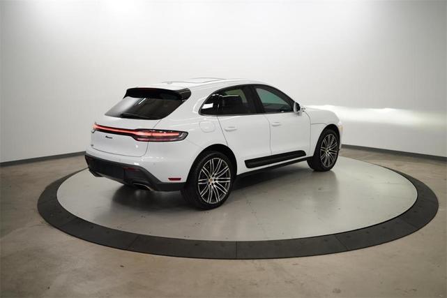 2023 porsche macan base