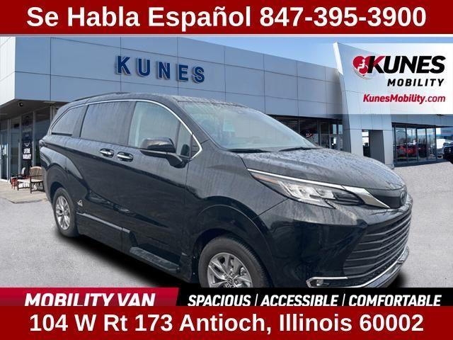 2023 toyota sienna xle