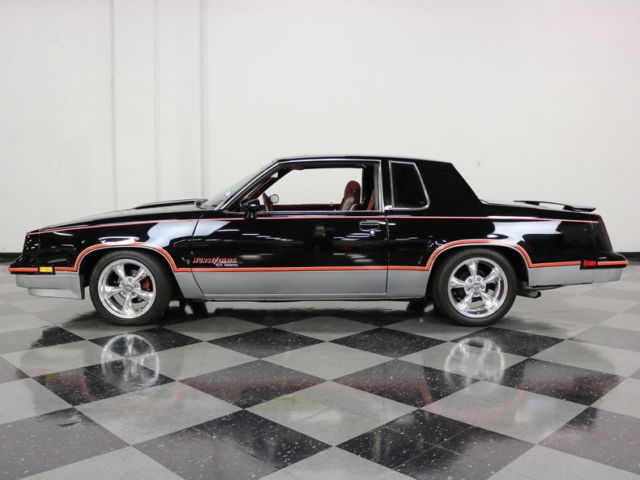 clean/sharp hurst/olds w/ a built olds 403 v8! lightning sticks, long spec sheet