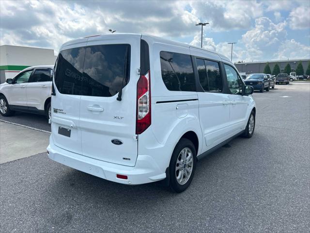 2022 ford transit connect base