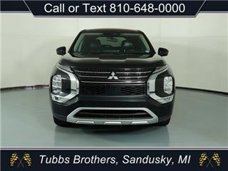 2023 Mitsubishi Outlander se