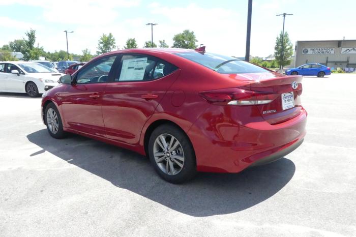 2018 hyundai elantra value edition value edition 4dr sedan pzev (us for sale in keene, new hampshire